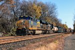 CSX 864 on M-403